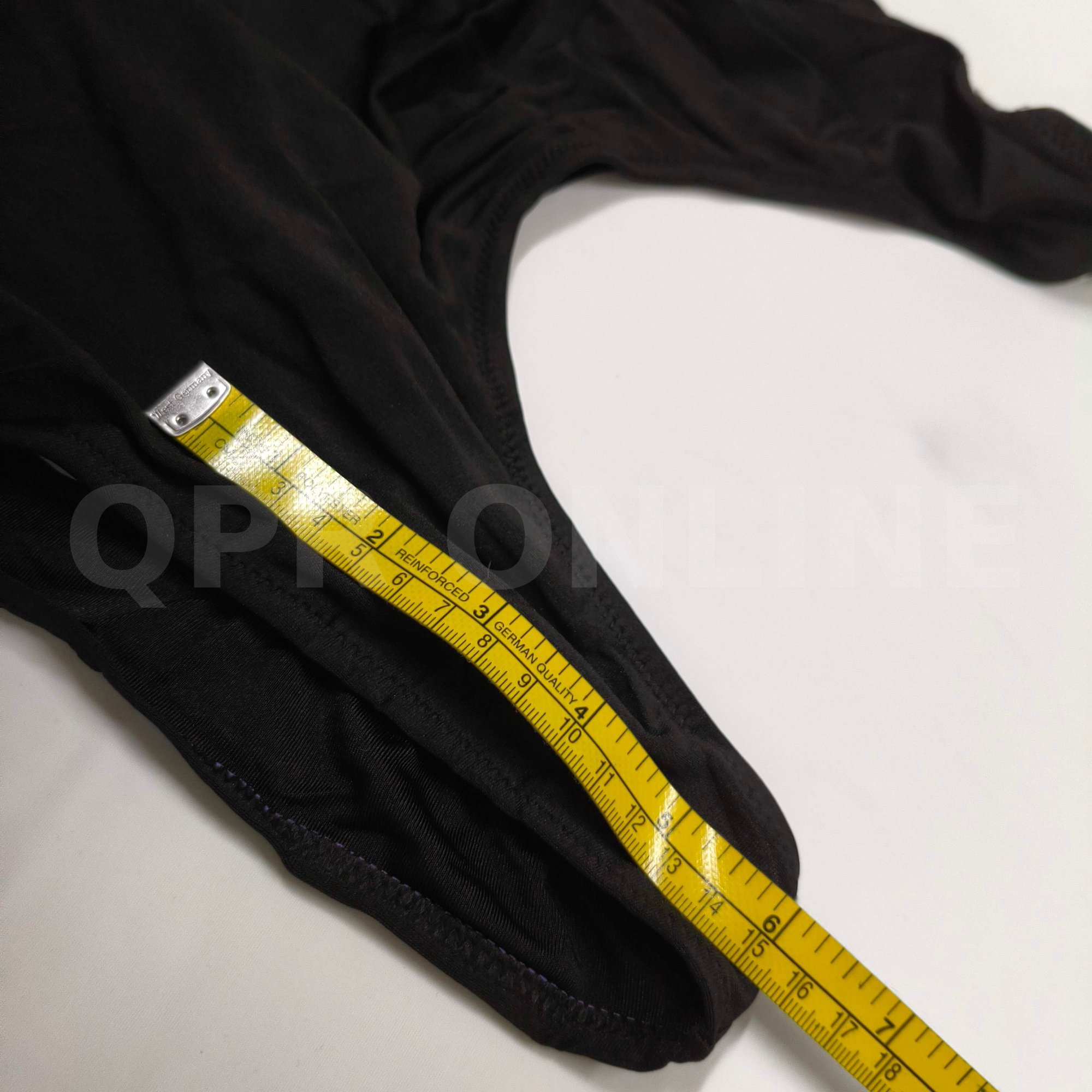 ชุดว่ายน้ำหญิง ชิ้นเดียว สีดำ Size L