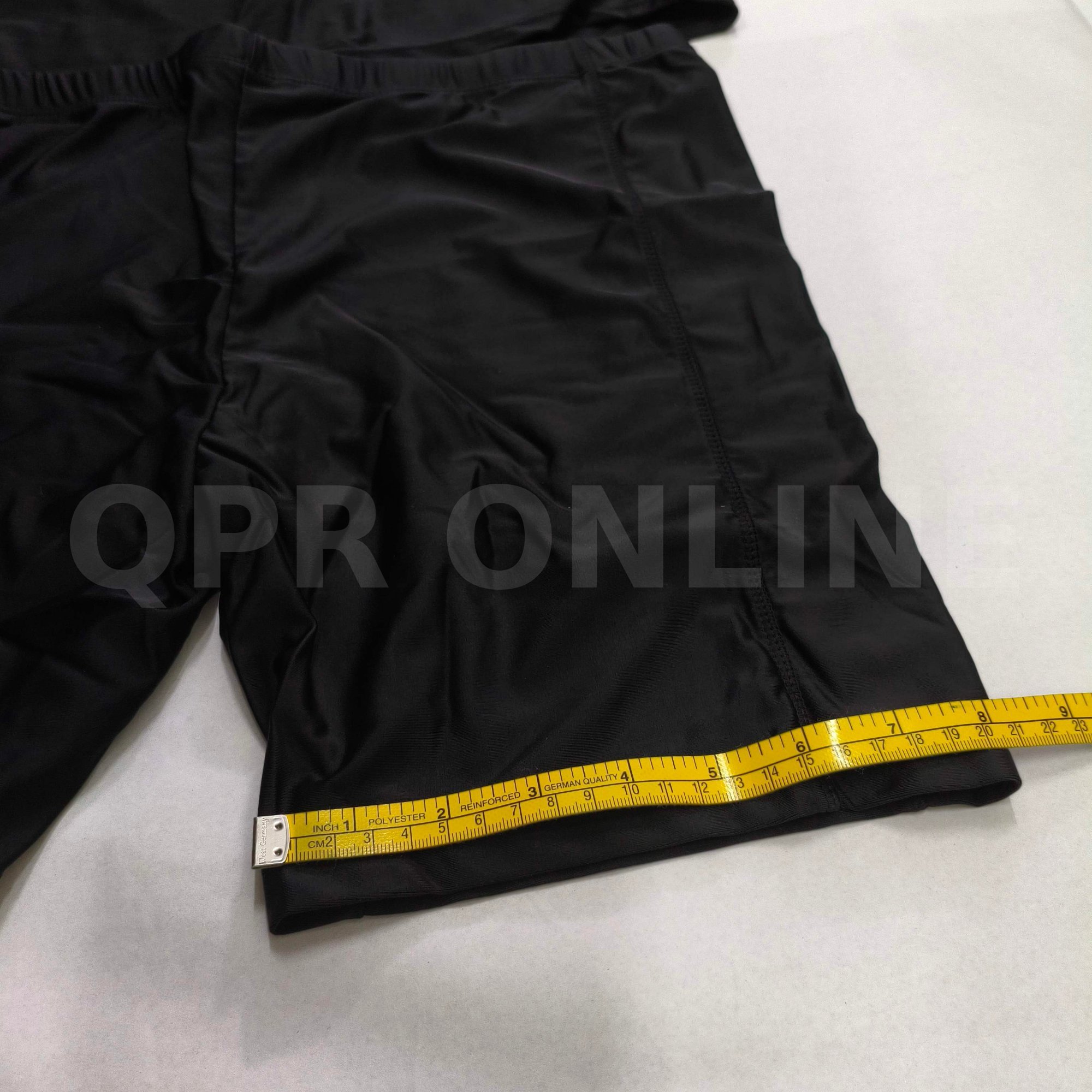 A1 เซตชุดว่ายน้ำ 2ชิ้น มีฟองน้ำ แขนสั้น ขาสั้น เทาดำ Size L