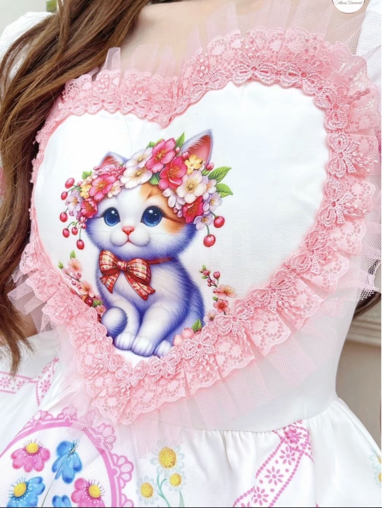 มี s) Maria Diamond สีครีม Ka Nueng Nid Vintage Dress เดรสวินเทจผ้าเปเป็พิมพ์ลาย แขนสัน ดีเทลหัวใจตรงอกแต่งขอบระบาย มิซับใน ใส่ซิปหลัง /ยาว52 |.5ลงเดิม