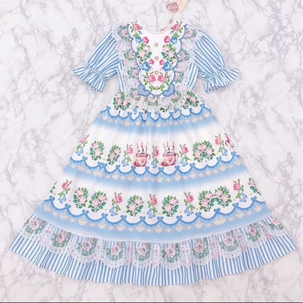 มีS) Maria Diamond สีฟ้า Star Stuff W Dress เดรสยาวผ้าไหมญี่ปุ่นพิมพ์ลายสไตล์วินเทจ ปกแต่งลูกไม้งานปัก แขนสั้นปลายสม็อค ซิป หลัง ซับใน ย้าว45 อกจุด5ข้าม