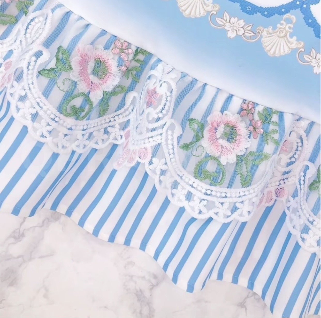 มีS) Maria Diamond สีฟ้า Star Stuff W Dress เดรสยาวผ้าไหมญี่ปุ่นพิมพ์ลายสไตล์วินเทจ ปกแต่งลูกไม้งานปัก แขนสั้นปลายสม็อค ซิป หลัง ซับใน ย้าว45 อกจุด5ข้าม
