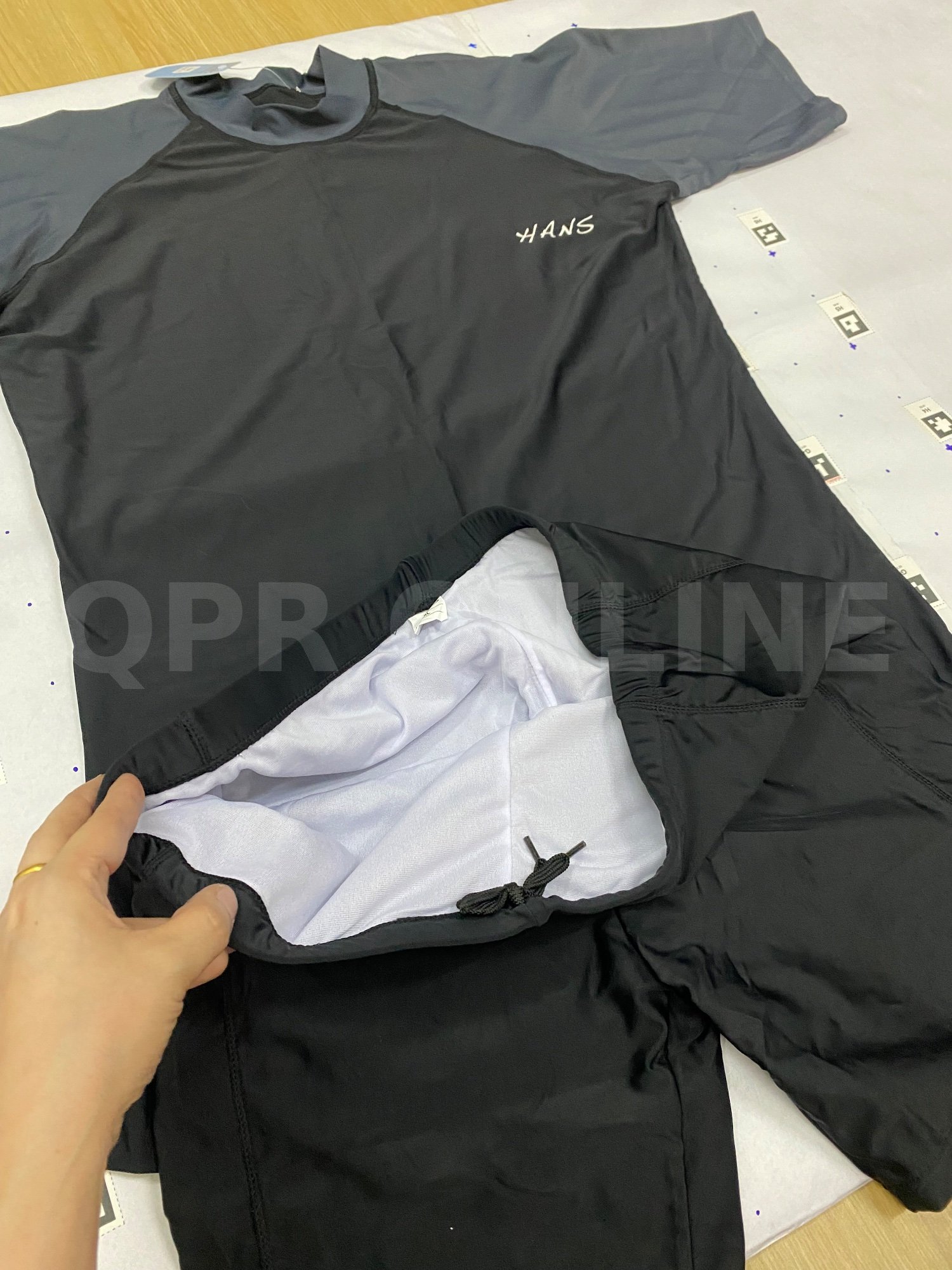 ชุดว่ายน้ำเซ็ตเสื้อแขนสั้นกางเกงขาสั้นผู้ชาย XL