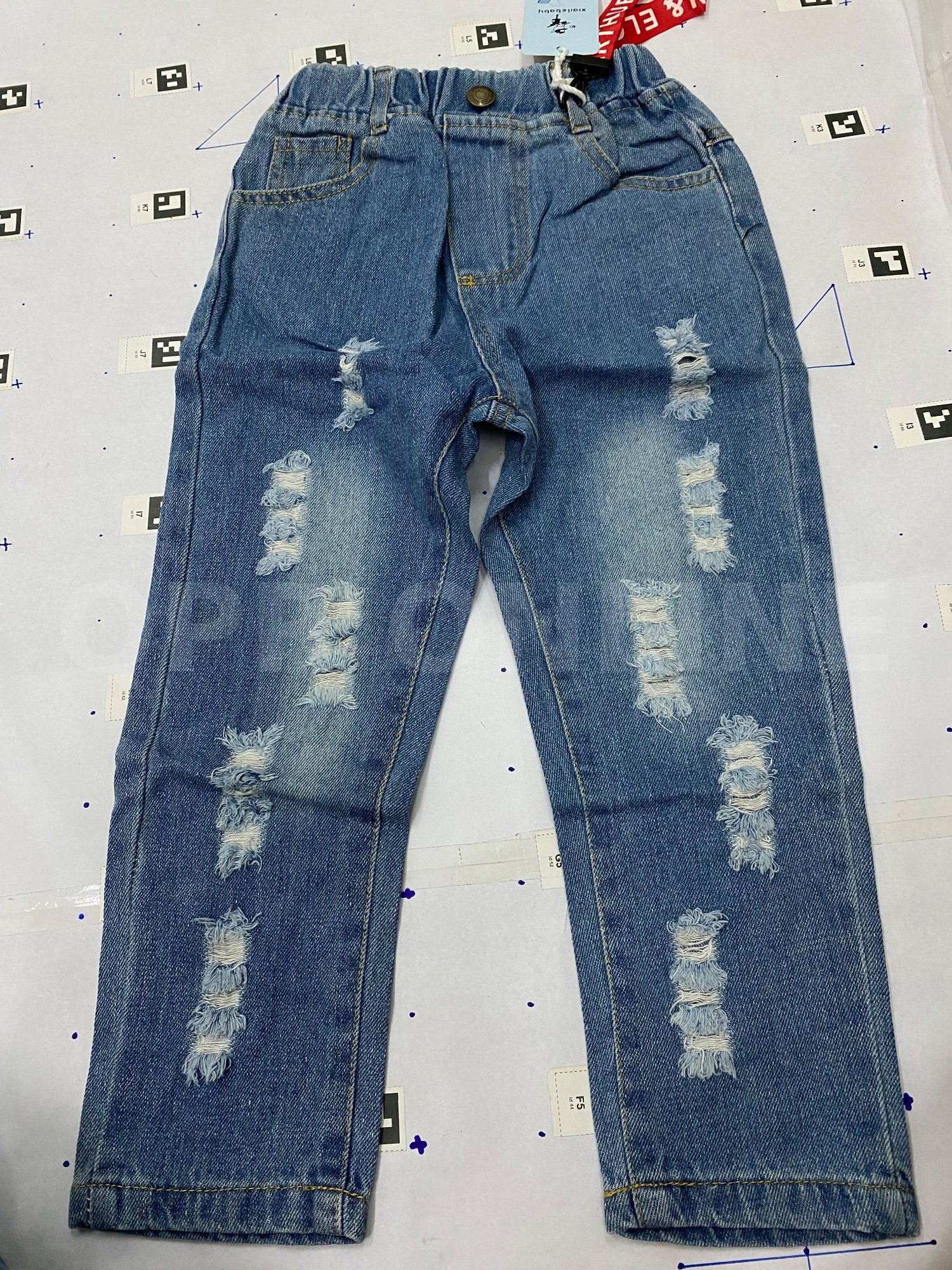 ชุด เซตเด็กเสื้อยืด + กางเกง ยีนส์ขายาวเด็ก 4-5ขวบ size 110