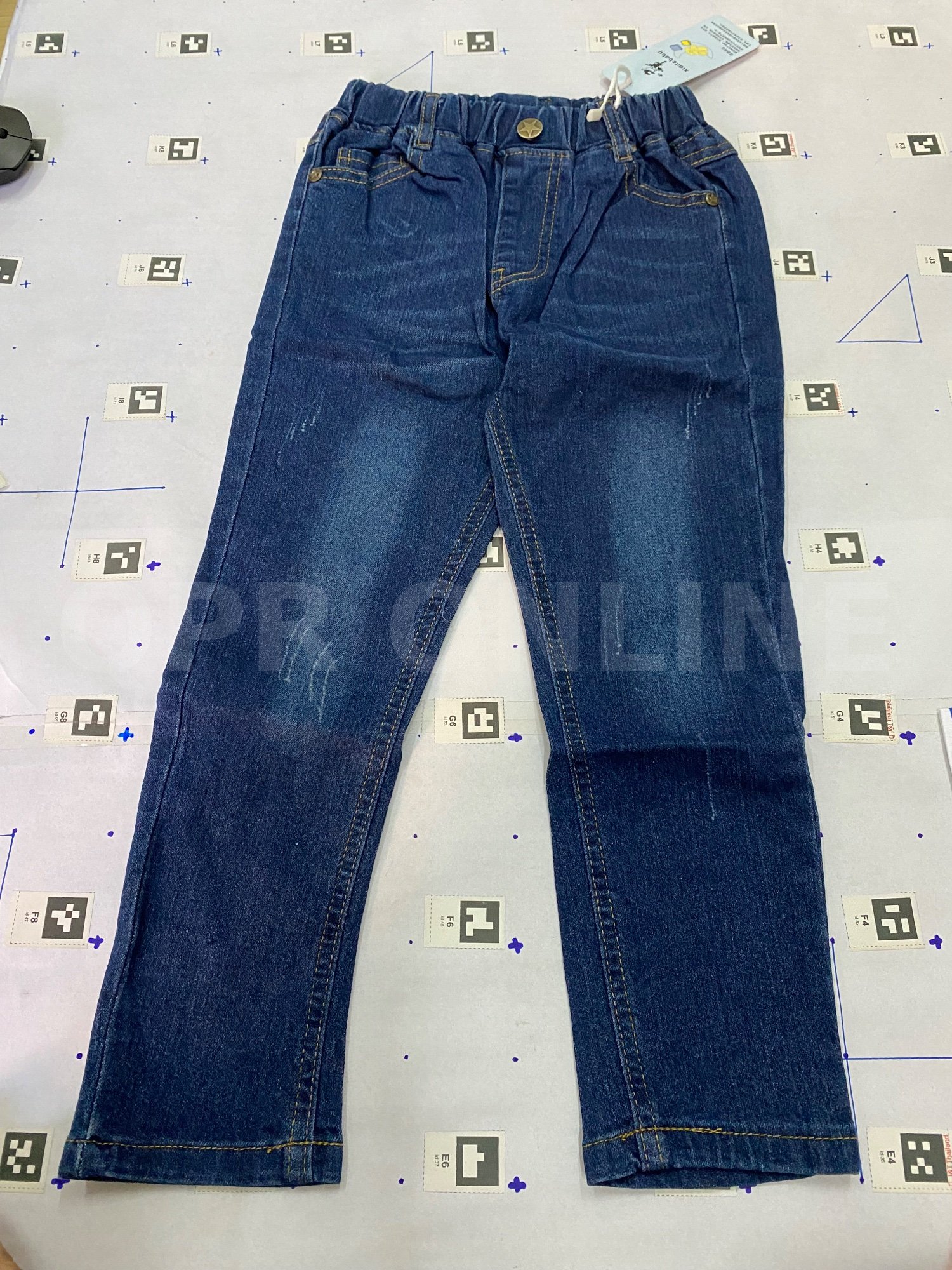 ชุด เซตเด็กเสื้อยืด + กางเกงยีนส์เด็ก 4-5 ขวบ size 110