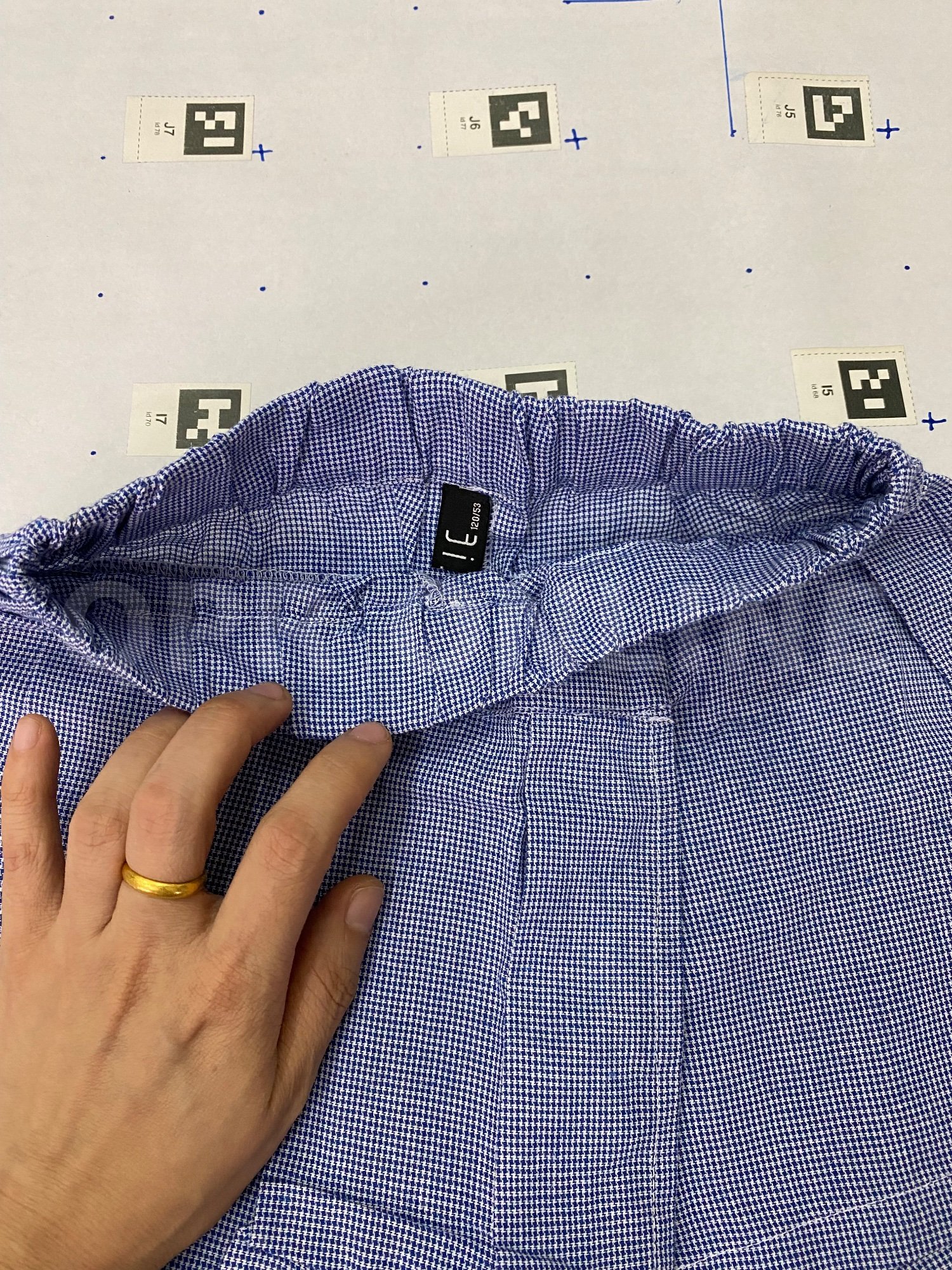 *สินค้ามีตำหนิ *ชุดเซทเสื้อยืด+กางเกงกระโปรง เด็กโตผู้หญิง 5-6 ขวบ size 120