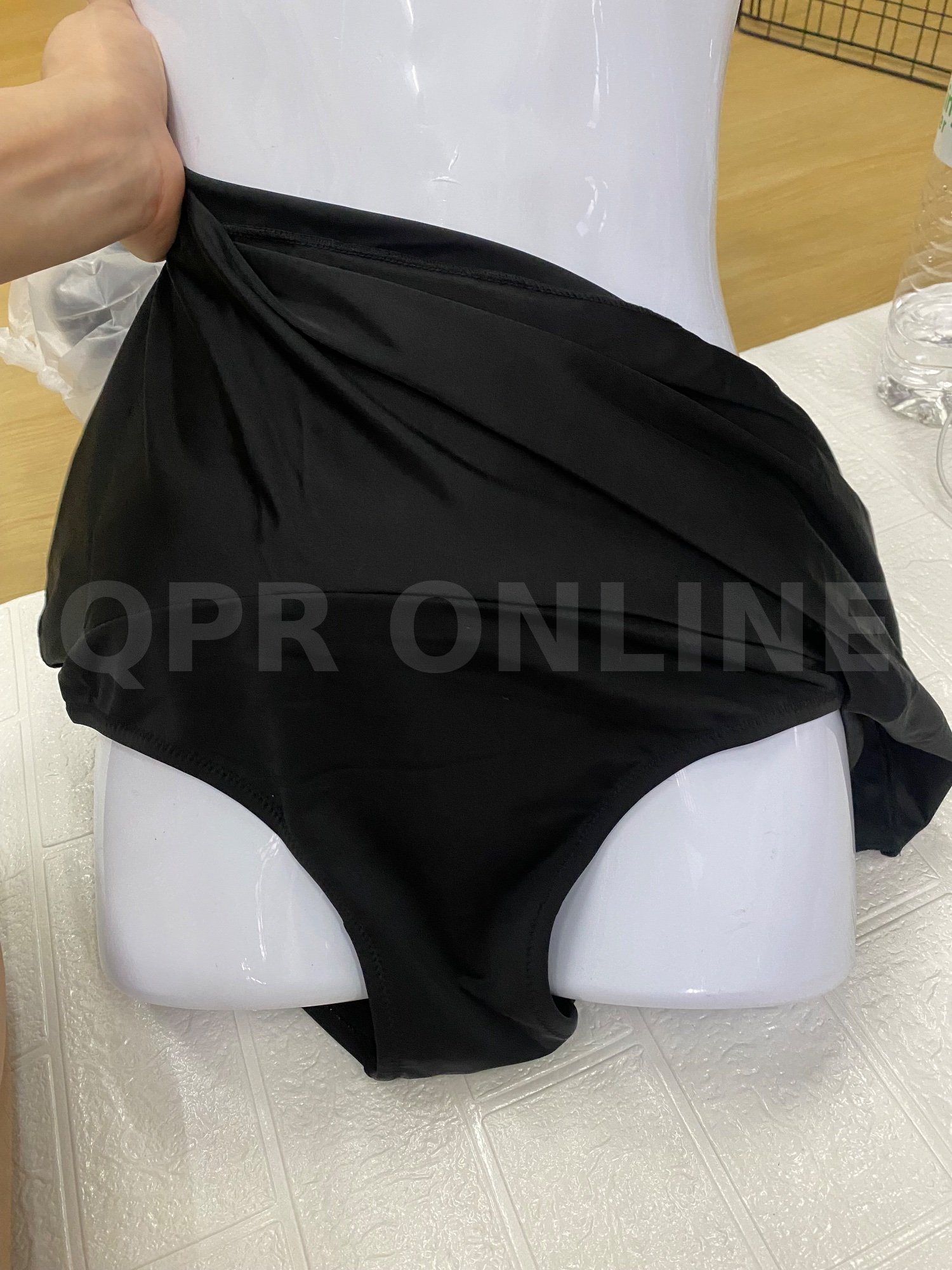 กระโปรงว่ายน้ำ+กางเกงซับใน XL ถึง 2XL สีดำ