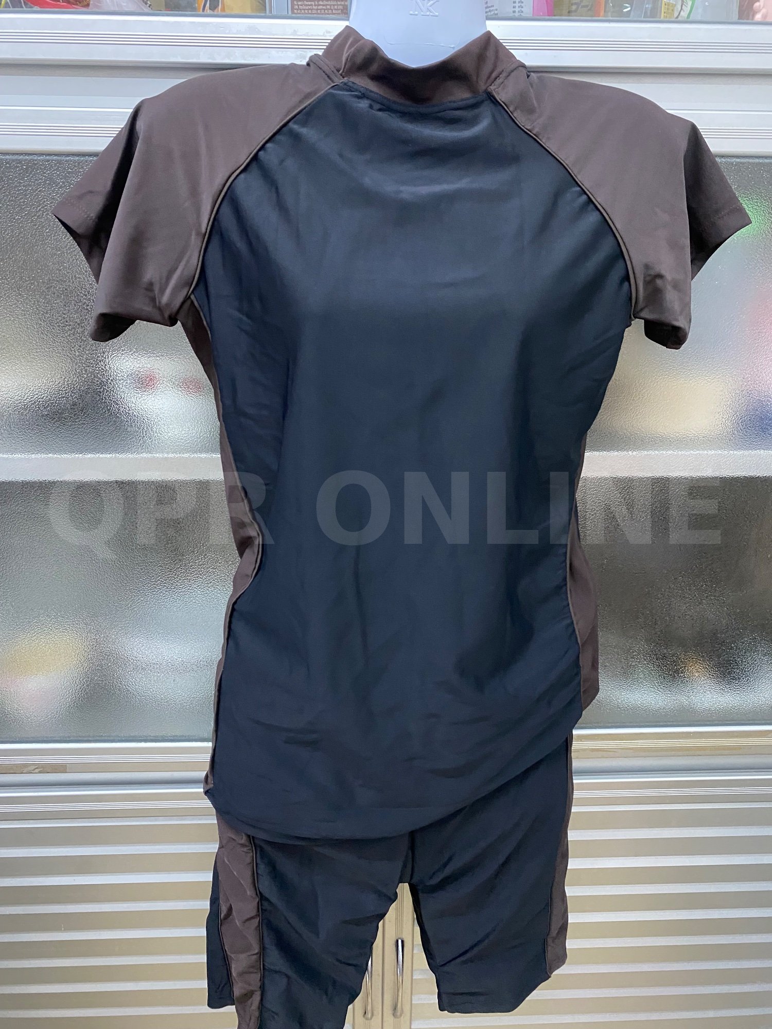ชุดว่ายน้ำเซตเสื้อแขนสั้น+กางเกงขาสั้น