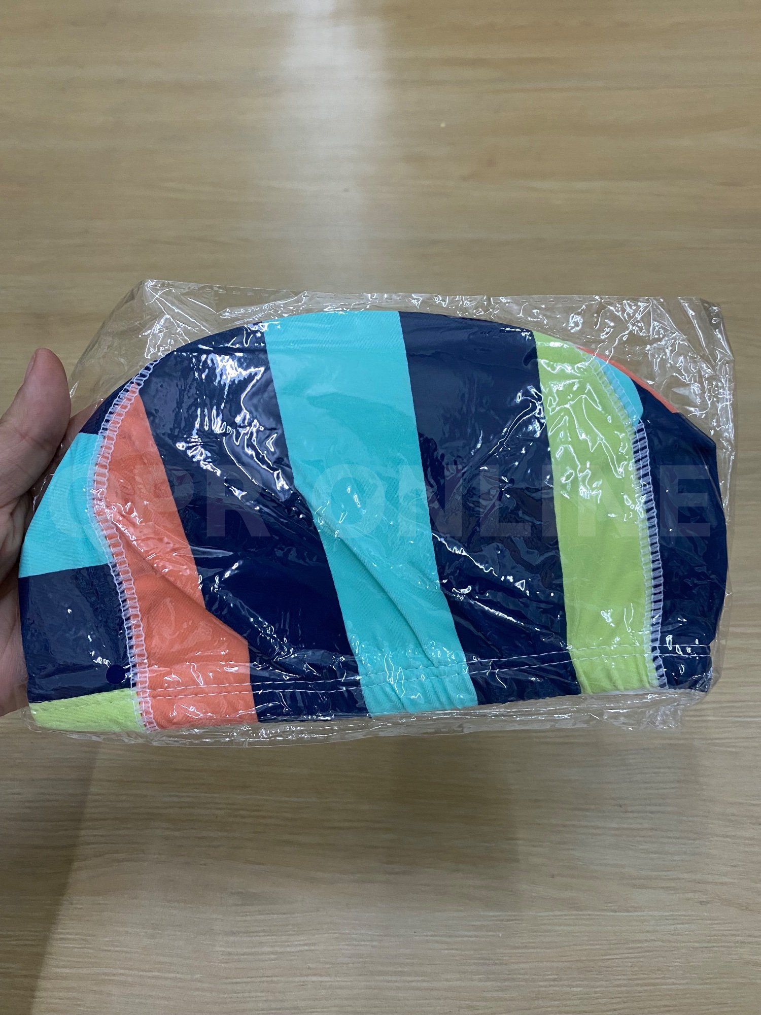 หมวกว่ายน้ำ Free size 🍃