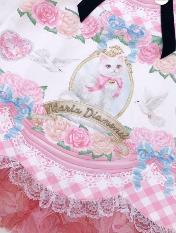 Maria Diamond สีชมพู One Moment Dress เดรสสั้นผ้าเปเป้พิมพ์ลาย แต่งผ้า 3D กุหลาบ อกฉลุหัวใจ มีซับใน ซิปหลัง