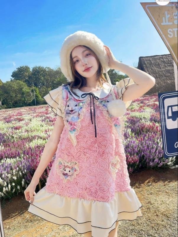 Maria Diamond สีชมพู Rabbit Primo Dress เดรสทรงปล่อยผ้ากุหลาบขน 3D สีชมพู พาลเทล แขนระบาย ปกแหลมพิมพ์ลาย ซิปหลัง มีซับใน /เดรสยาว33 /1นิวลงเดิม